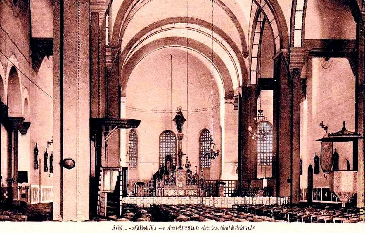 Oran - Cathedrale - Interieur.jpg